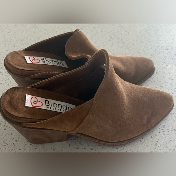 Blondo women’s Nala slip on tan suede shoes size 7.5 and new without box - Picture 3 of 5